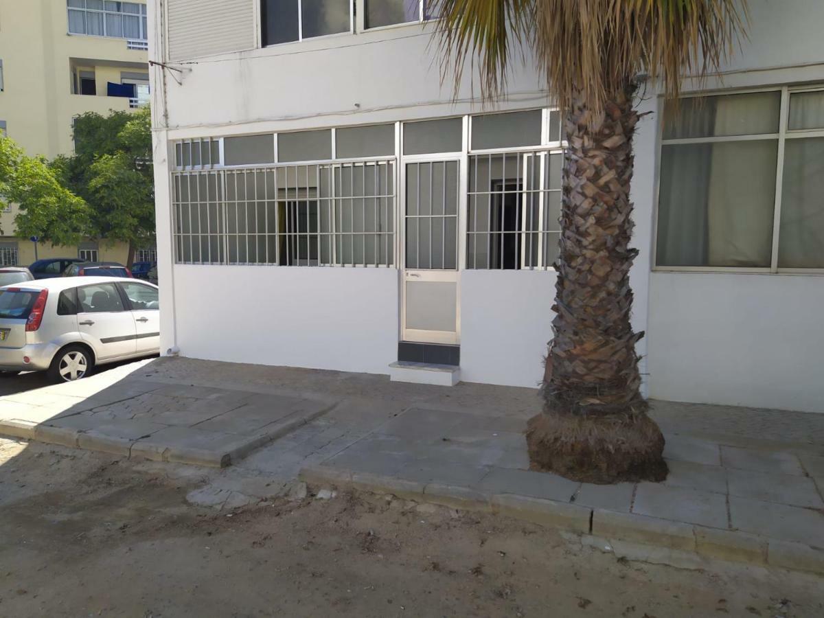 Emilio's Just For Apartamento *